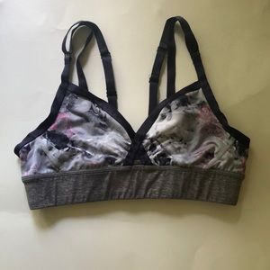 Lululemon Gray Sports Bra RARE sz 8